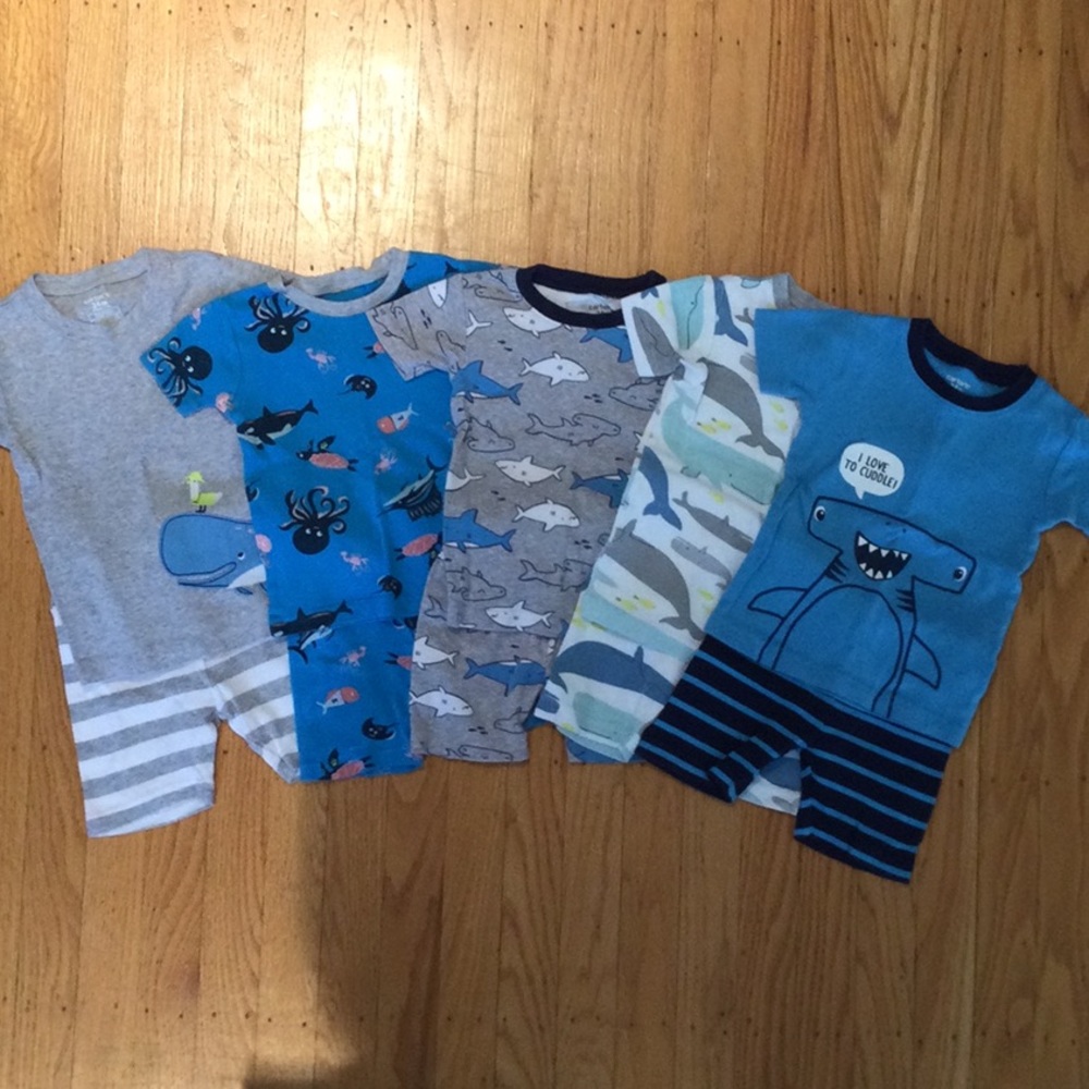 5 Pair of size 24 month Carter’s boy pajamas